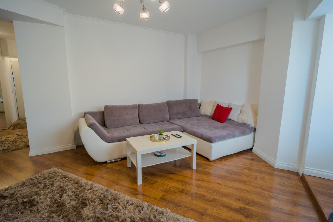 بوخارست Cozy & Spacious 2Br Apartment With Netflix المظهر الخارجي الصورة