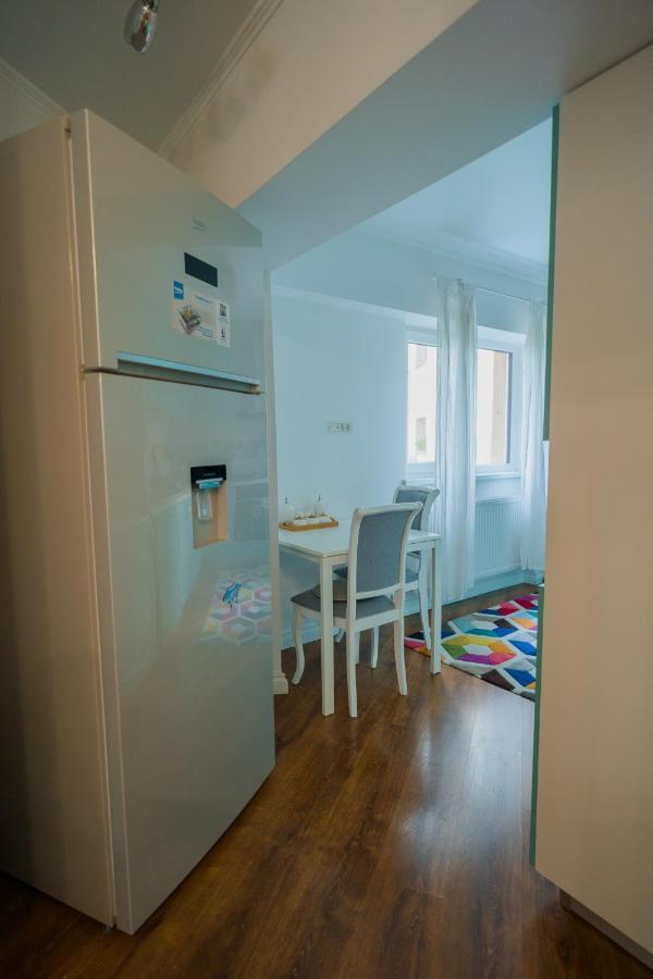 بوخارست Cozy & Spacious 2Br Apartment With Netflix المظهر الخارجي الصورة