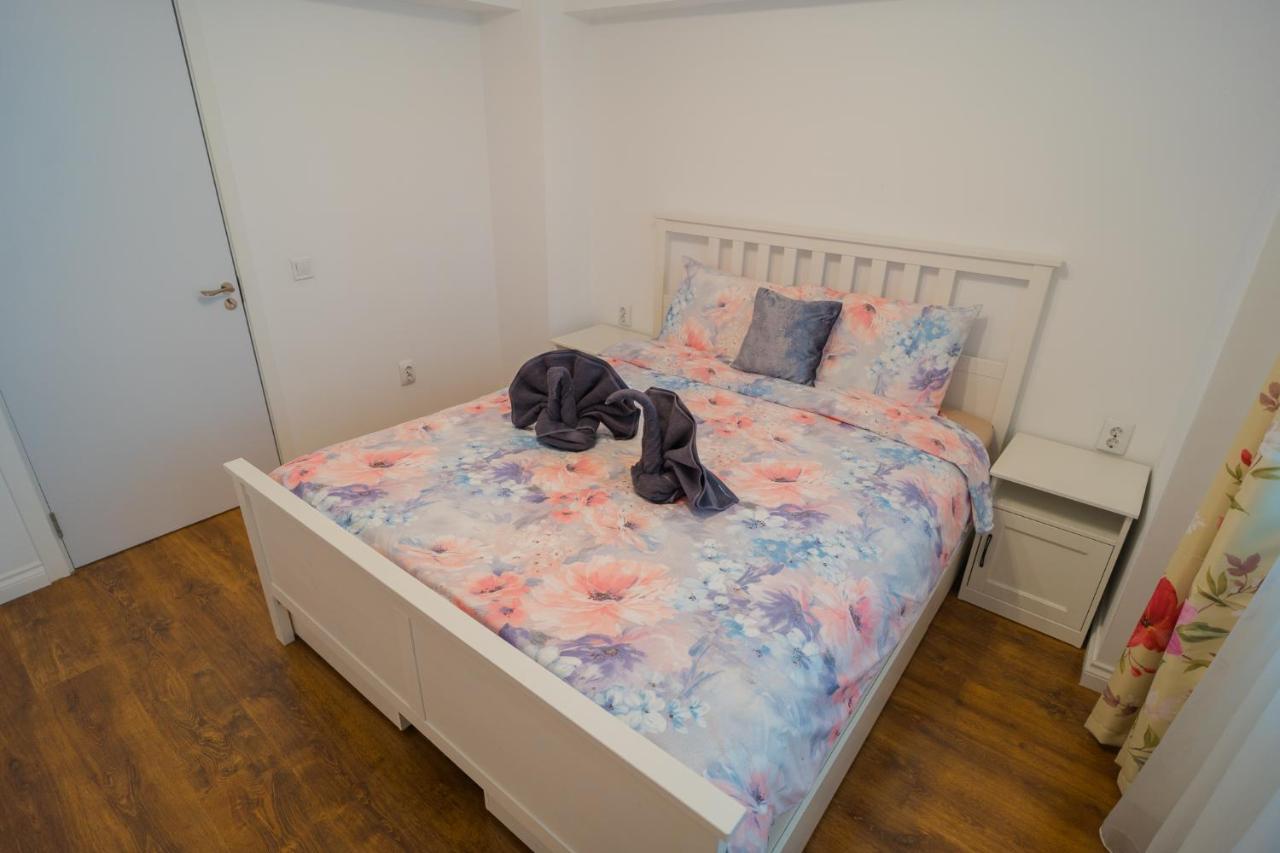 بوخارست Cozy & Spacious 2Br Apartment With Netflix المظهر الخارجي الصورة