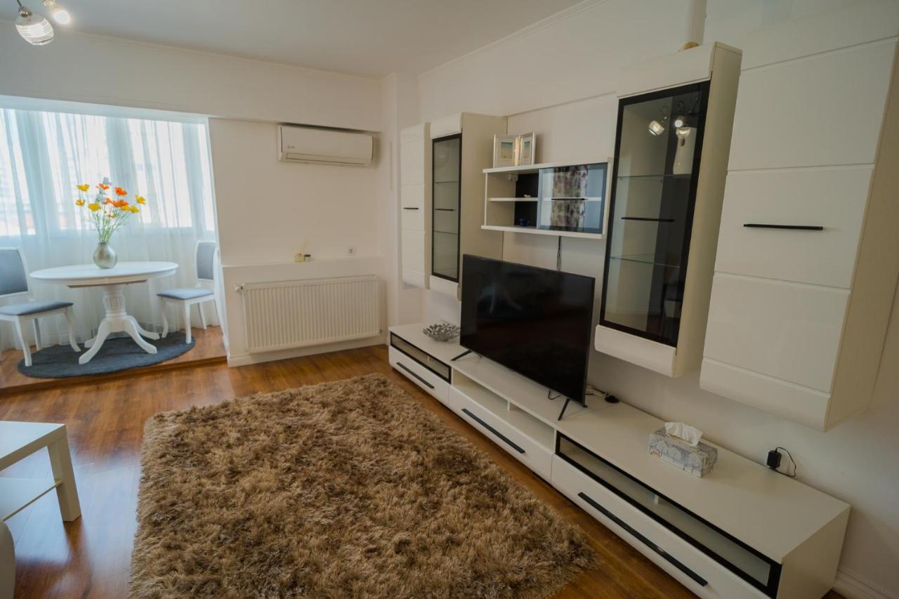 بوخارست Cozy & Spacious 2Br Apartment With Netflix المظهر الخارجي الصورة