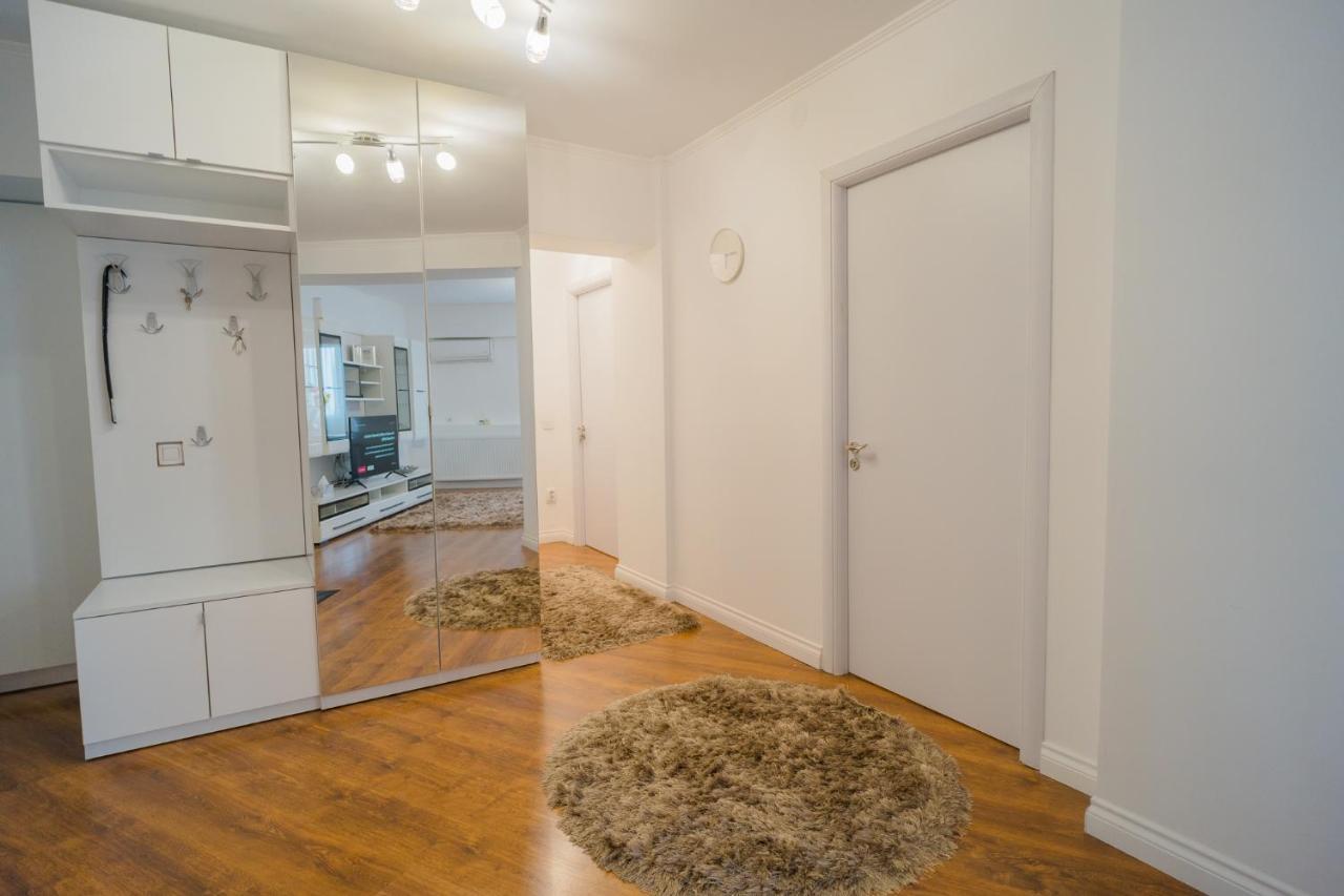 بوخارست Cozy & Spacious 2Br Apartment With Netflix المظهر الخارجي الصورة
